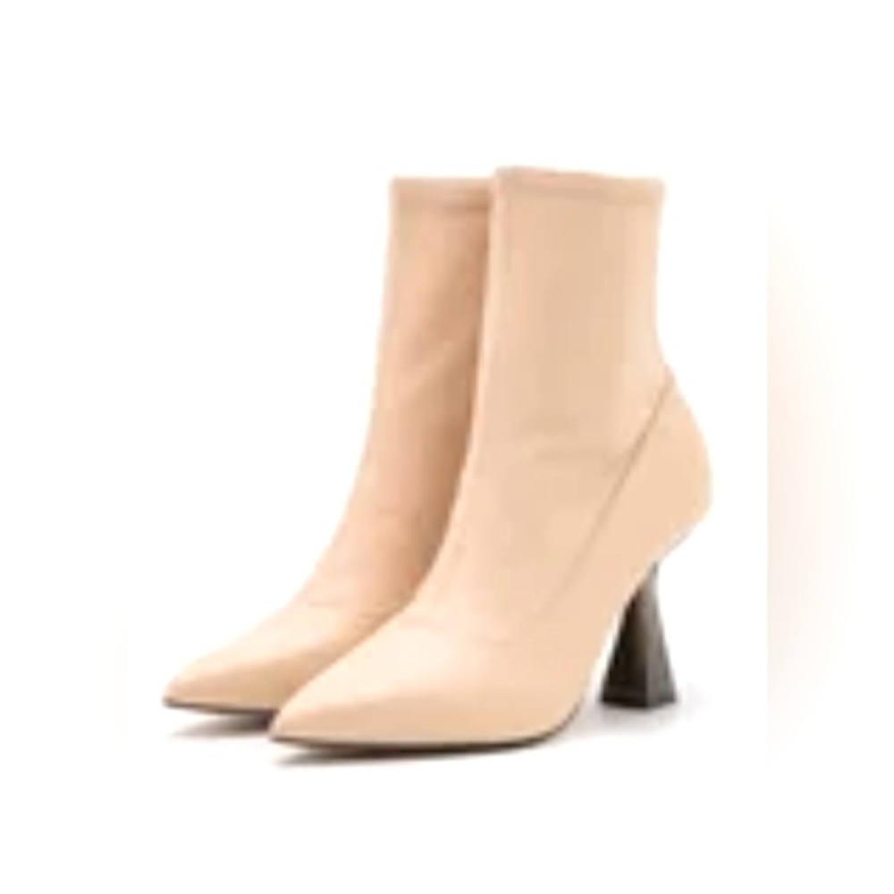 NWOB Ted Baker - STRETCH LEATHER HIGH HEELED ANKLE BOOTS